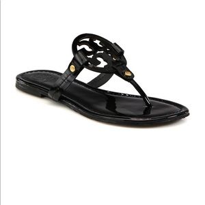 Tory Burch Miller Patent Leather Thong Sandals Black in Size 8.5